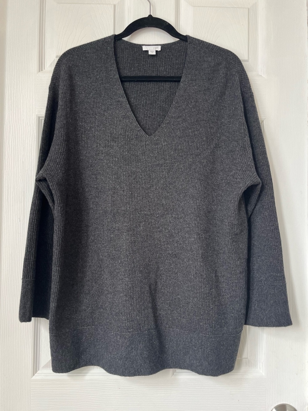 J.Jill wool cashmere blend Women's V-Neck Charcoal Gray Sweater size M